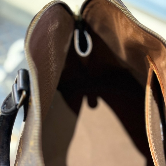 Alma Louis Vuitton - Picture 8 of 14